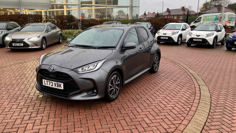 Toyota Yaris 1.5 Hybrid Design 5dr CVT Hybrid Hatchback